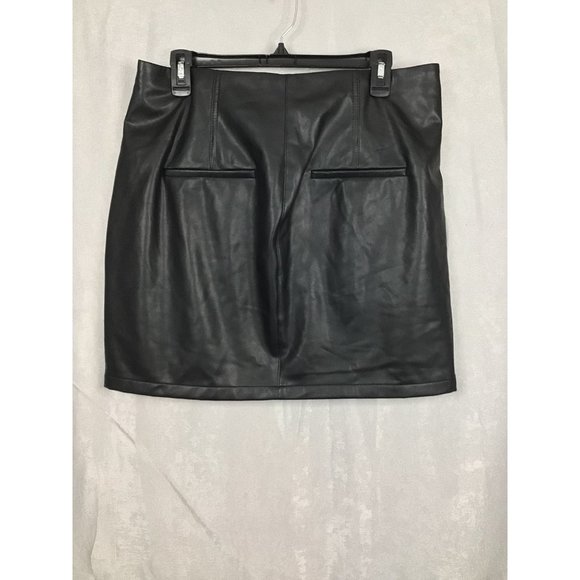 Express Faux Leather Belted Mini Skirt Size Large Black - Picture 7 of 8
